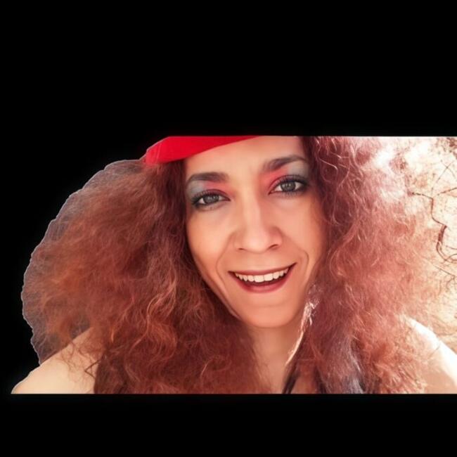 Babysitter in Pantanal: AURA