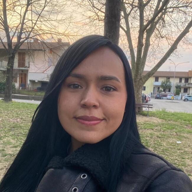 Niñera en Valencia: ALEJANDRA