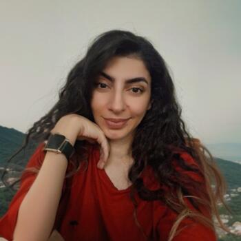 Babysitter in Vienna: Sahar