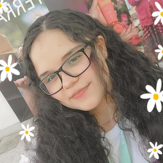 Babysitter in Cartago: Mariana