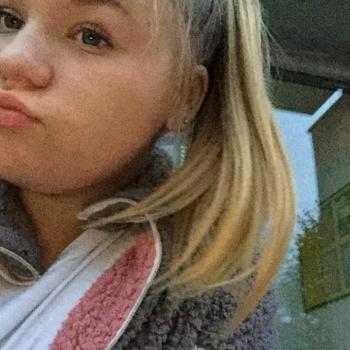 Babysitter in Halle: Celina