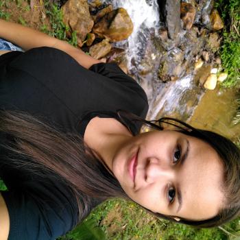 Babá em Ipatinga: Raiane