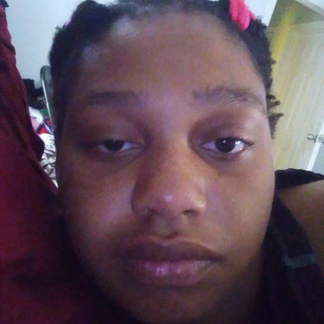 Babysitter in North Miami Beach: Zariah