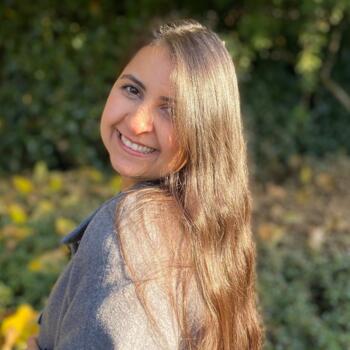 Babysitter in Amares: Scarlet