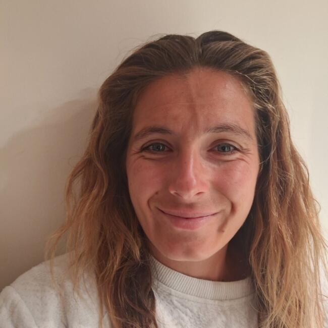 Babysitter in Bayonne: Sarah