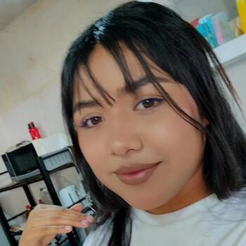 Babysitter in Lerdo: Karen