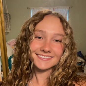 Babysitter in La Habra: Christina