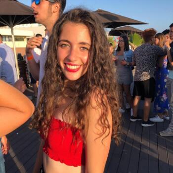 Babysitter em Vila do Conde: Mariana
