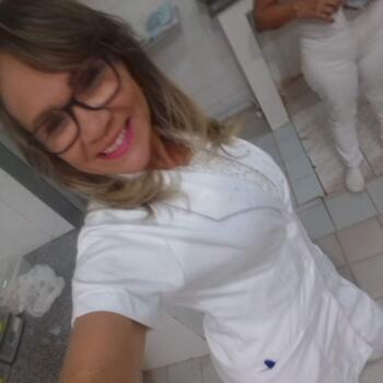 Babysitter em Vila Nova de Gaia: Joselma