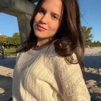 Babysitter in Naples (Florida): Yeilys
