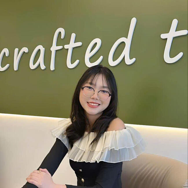 Babysitter in Sydney: Jenny