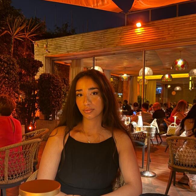 Babysitter in Casablanca: Salma
