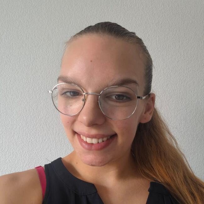 Babysitter in Solliès-Pont: Melissa