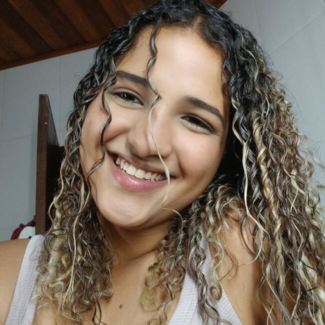 Babysitter in São Paulo: Larissa