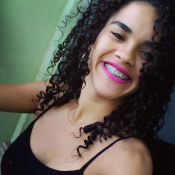 Babysitter Vila Velha: Aiane