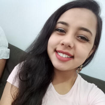 Babá em Ponta Grossa: Thainê