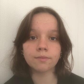 Babysitter in Rennes: Suzanne
