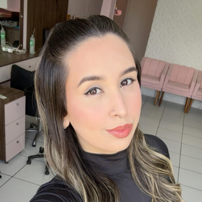 Babysitter in Blumenau: Camila