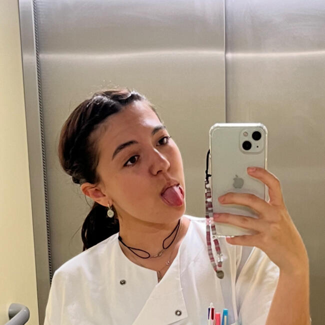 Babysitter in Capbreton: Clara