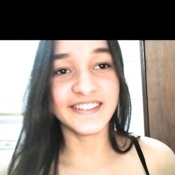 Babysitter in Americana: Livia