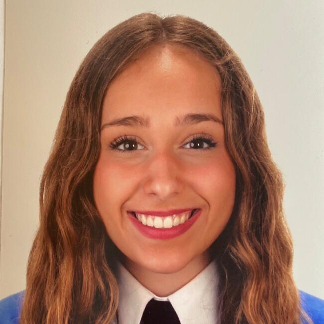 Babysitter in Brenes: Carmen