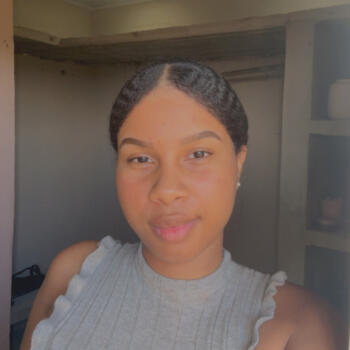 Babysitter Panama City: Michelle Marie