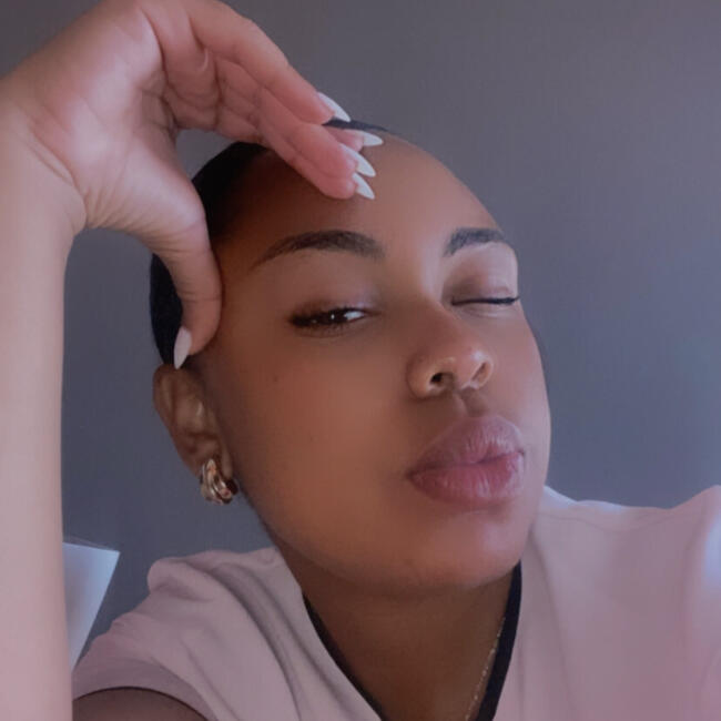 Babysitter in Loures: Yasmin