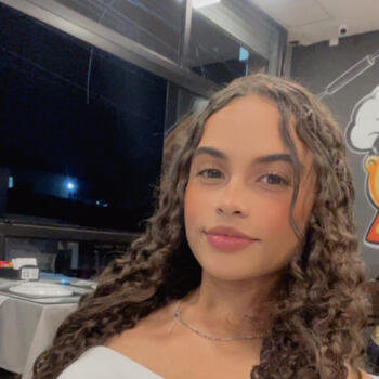 Babysitter in São Paulo (São Paulo): Júlia