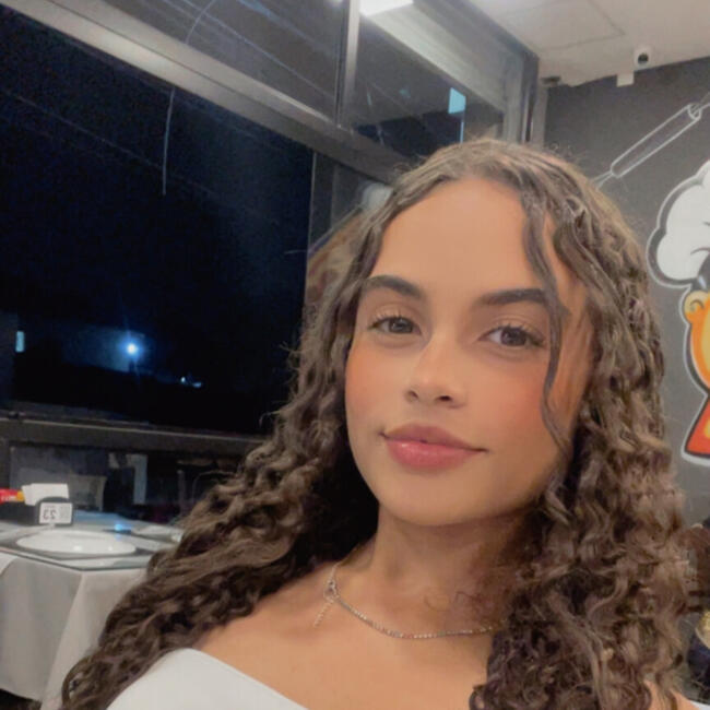 Babysitter in São Paulo (São Paulo): Júlia