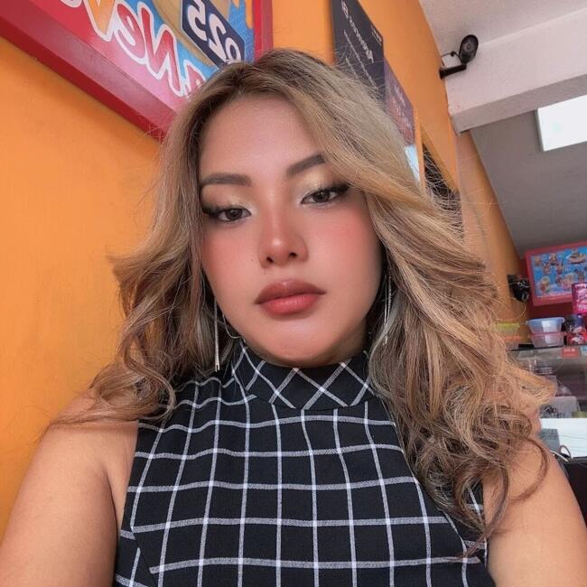 Niñera en Villa Nueva: Astrid