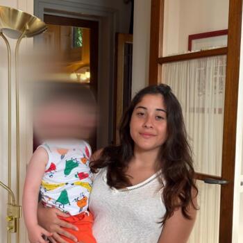 Babysitter in Courbevoie: Chloé