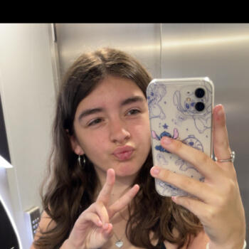 Baby-sitter Fréjus: Aiyana