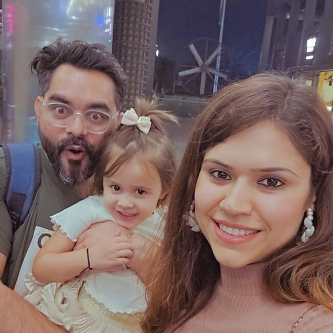Babysitting job in Gurugram: Taroon