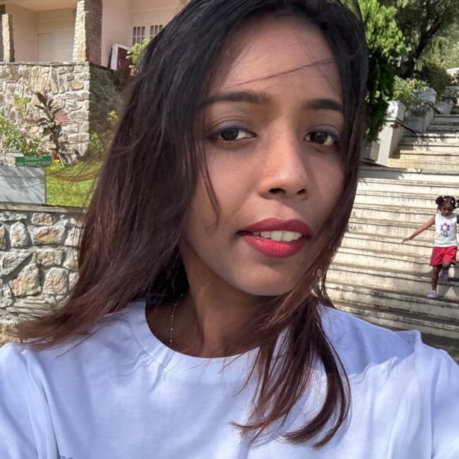 Babysitter in Dublin: Saranya