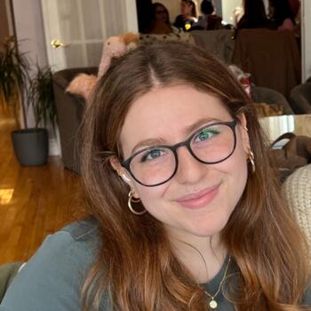 Babysitter in Toronto: Lexie