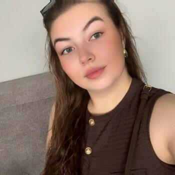 Babysitter in Ganshoren: Manon