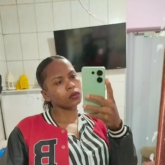 Babysitter in São Paulo (São Paulo): Izabel