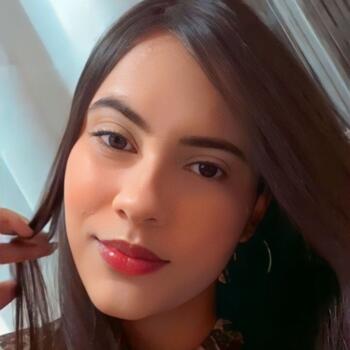 Babá em Barretos: Emilly