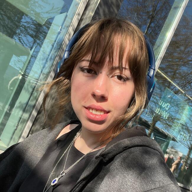 Babysitter in Munich: Natasha