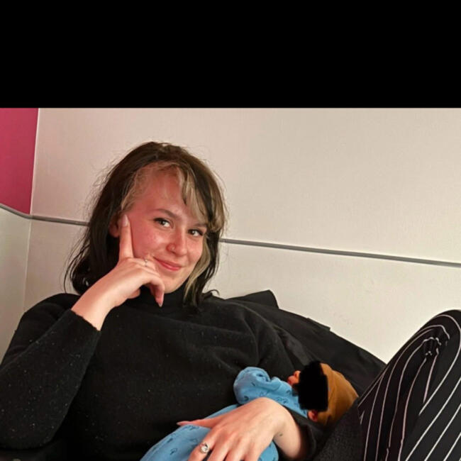 Babysitter in Montreal: Mishel