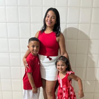 Babysitter in Osasco: Debora Cristina do