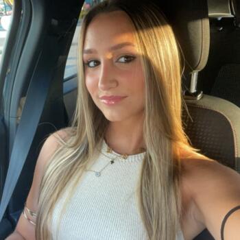 Babysitter in Viseu: Leticia