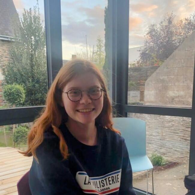 Babysitter in Angers: Sarah