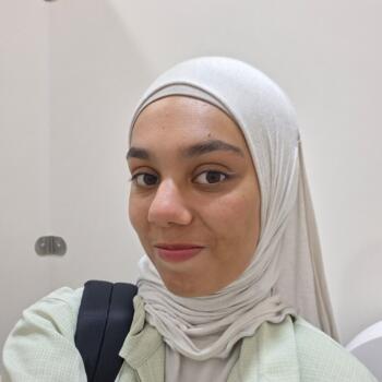 Baby-sitter Mantes-la-Jolie: Nora