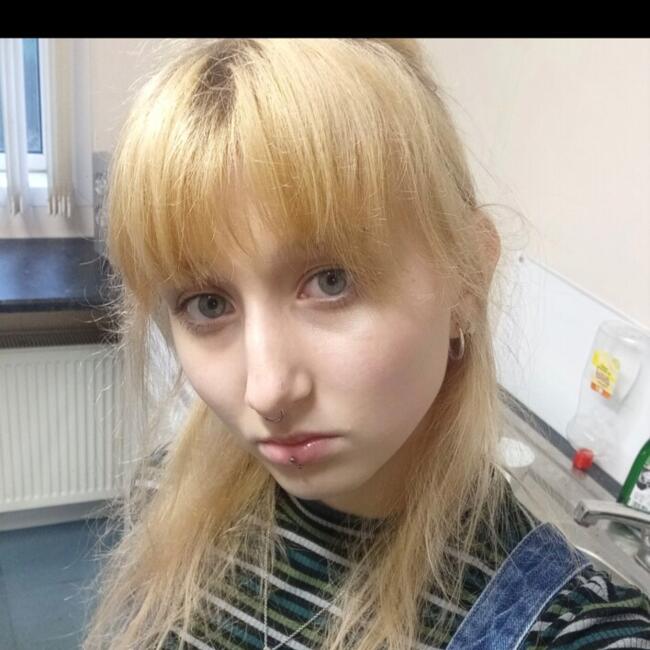 Babysitter in Droichead Nua: Kristiana