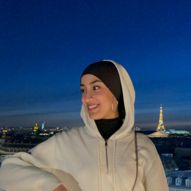 Babysitter in Saint-Louis: Firdaos