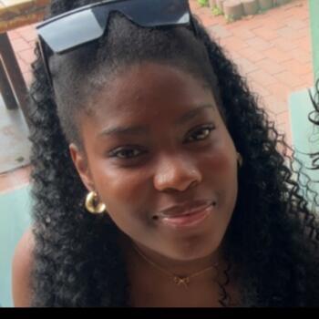 Babysitter in Düsseldorf: Esther