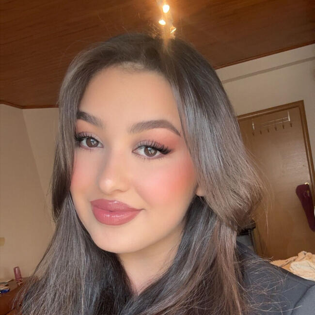 Babysitter in Anderlecht: Hajar