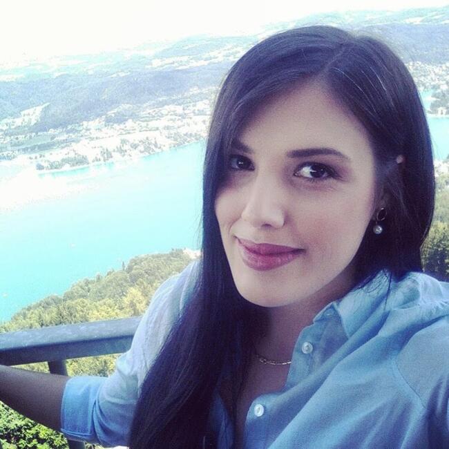 Posao bebisiterke u Stari Banovci: Jovana