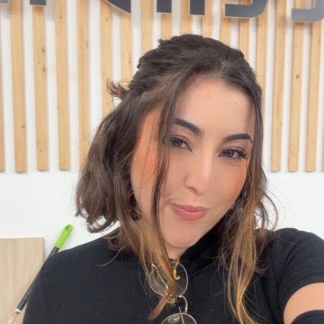 Canguro en Alcira: Esther